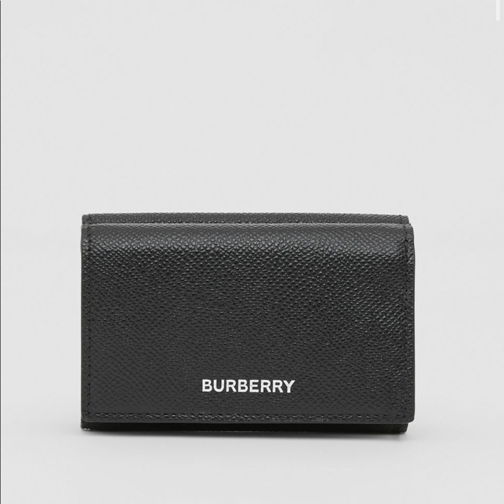 Grainy Leather Folding Wallet